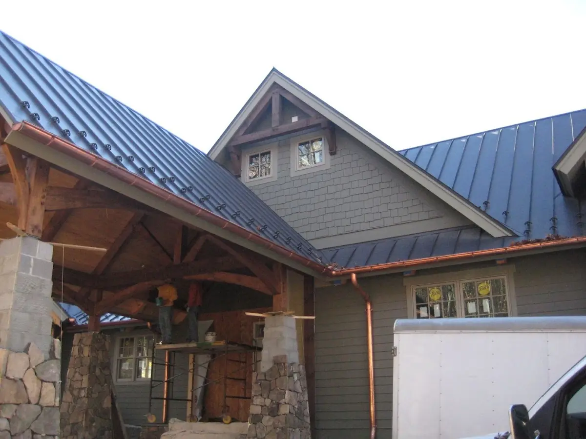 Craftsman Roofing team delivering quality roofing work in Caledonia
